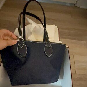 Brand NEW Gucci Totissima small reversible tote